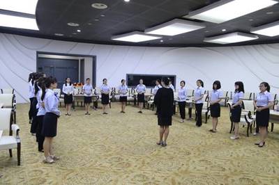 提升素質(zhì)強(qiáng)服務(wù) 展示低碳新風(fēng)采——中國(guó)杭州低碳科技館展覽部開(kāi)展服務(wù)專(zhuān)項(xiàng)培訓(xùn)